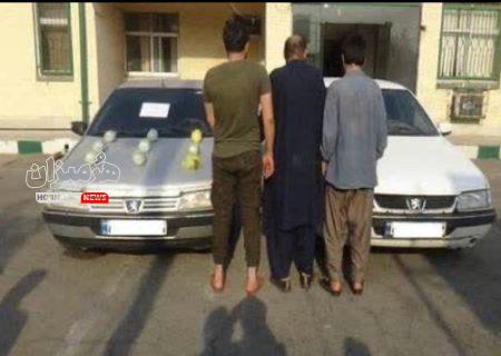 زمين گير شدن سوداگران مرگ با ۹۴ کيلو شيشه و هروئين