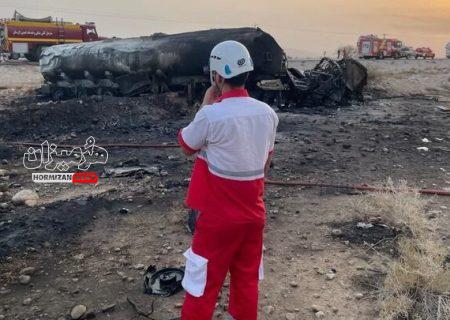 فوت ۲ نفر بر اثر آتش‌سوزی نفتکش در جاده لار- بندرعباس