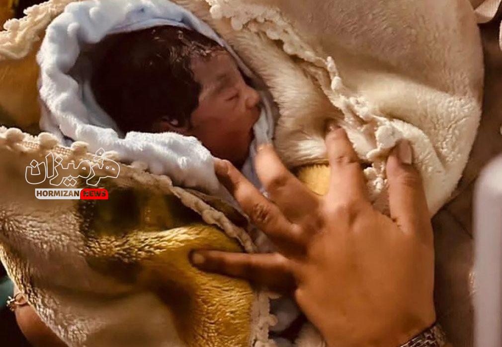 تولد نوزاد در مسیر دریایی بندر چارک به کیش با عملیات موفق امداد