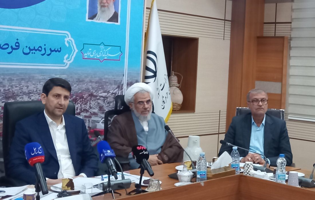 افتتاح ۴۲۵ پروژه ارتباطی با حضور وزیر ارتباطات در هرمزگان
