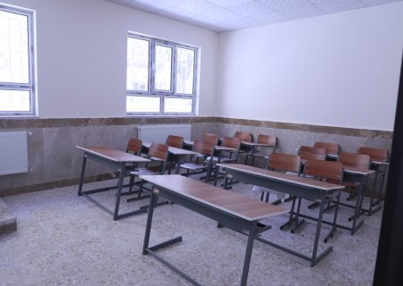 باوقار: هرمزگان برای مهرماه ۱۳۳ پروژه آموزشی آماده می‌کند