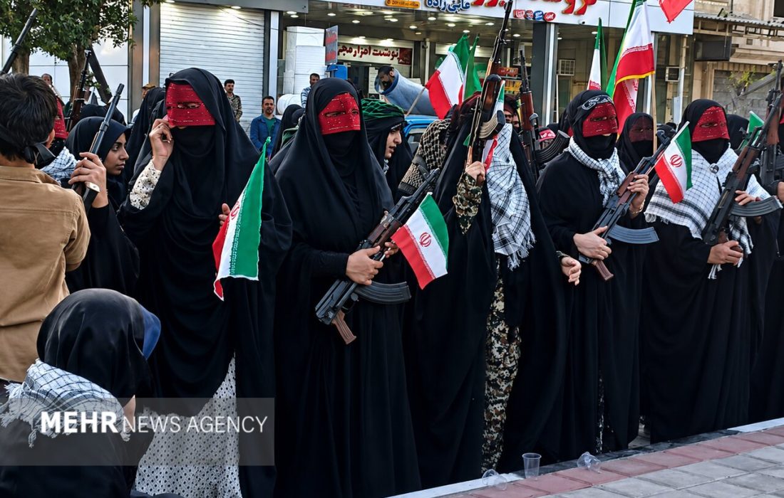 نبض زندگی و مقاومت در سیریک؛ قدرتمندترین پاتک به سردمداران استکبار