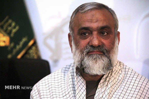 نقدی: رزمندگان با آمادگی رزمی بالا از جزایر خلیج فارس حراست می‌کنند