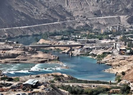 سد آبخیزداری خمینی شهر بشاگرد سرریز شد