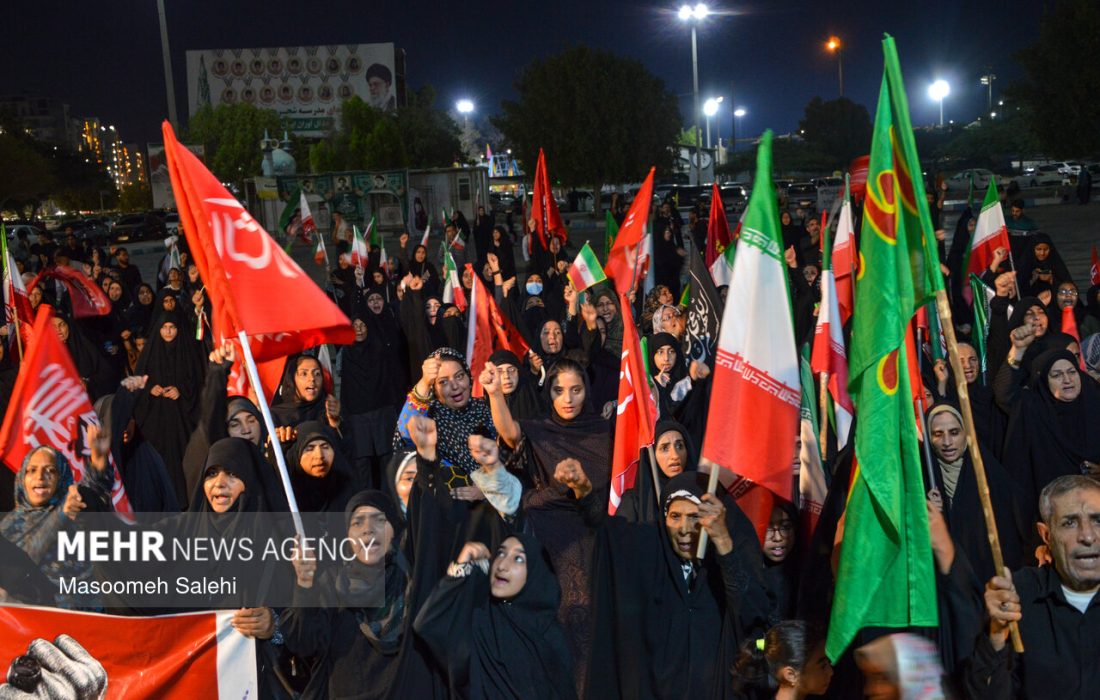 اجتماع شبانه رودان و تجلیل از واقفین