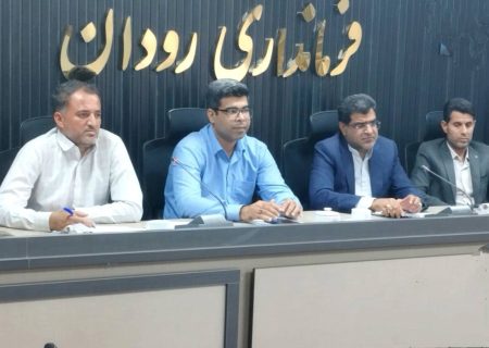 تأکید فرماندار رودان بر اجرای مصوبات شورای ترافیک