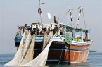 توقیف یک فروند لنج صیادی غیرمجاز در آب‌های جاسک