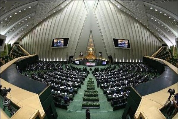 بررسی لایحه حجاب و عفاف به کمیسیون مشترک واگذار شد/سلب مسئولیت از صحن مجلس