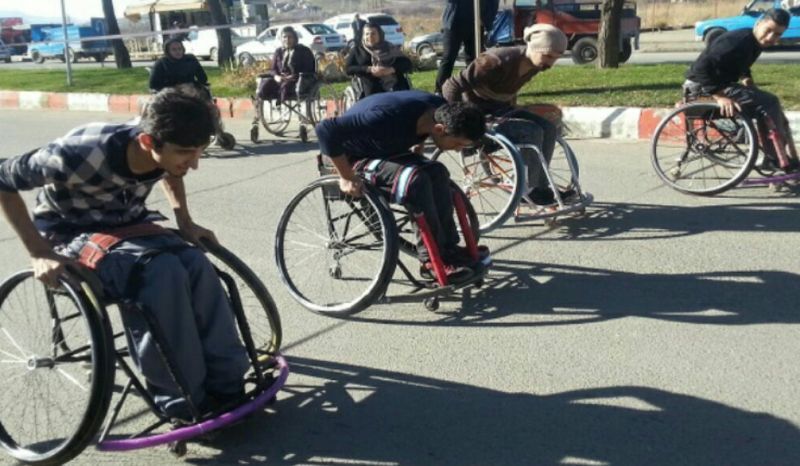 جشنواره بازی‌های بومی محلی ویژه معلولان در قشم آغاز شد