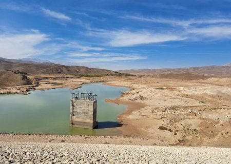 ۹۳ درصد ظرفیت سد استقلال میناب خالی است