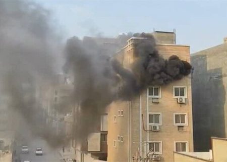 آتش سوزی اتاق یک واحد آپارتمان در بندرعباس مهار شد