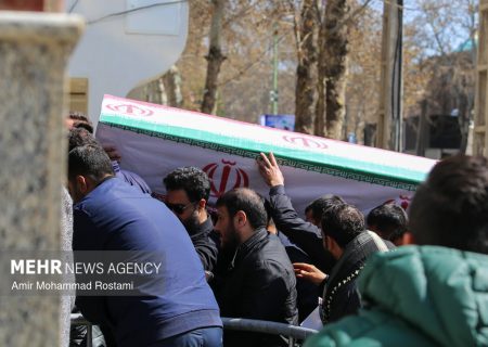 سه شهید جنگ رمضان در بندرلنگه تشییع می‌شوند