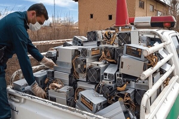 جمع‌آوری ۲۰ دستگاه استخراج رمز ارز غیرمجاز در هرمزگان