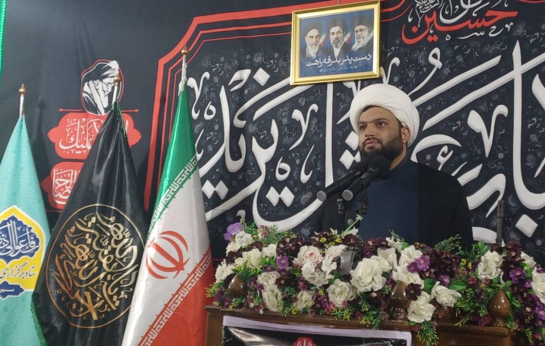 خطیب جمعه سیریک: وحدت و صبر رمز عبور از توطئه‌های دشمنان است