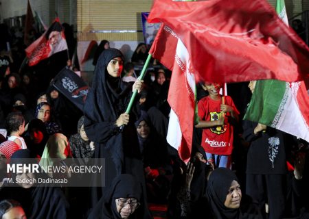 اجتماع جاماندگان اربعین در جزیره قشم