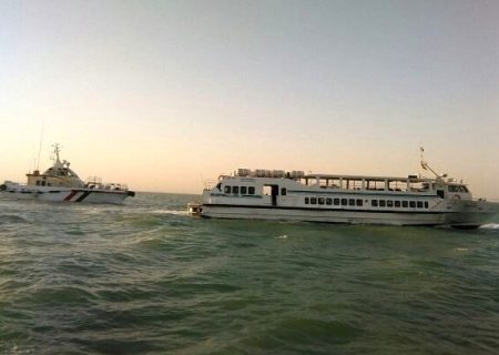 تعطیلی موقت بندر مسافری شهید ذاکری قشم به دلیل شرایط جوی