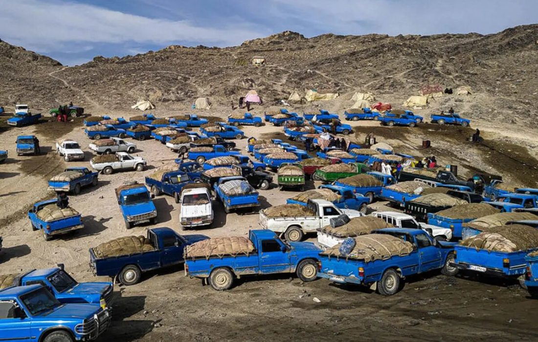 توقیف ۷۱ خودروی شوتی و کشف ۱۵ هزار لیتر سوخت در رودان