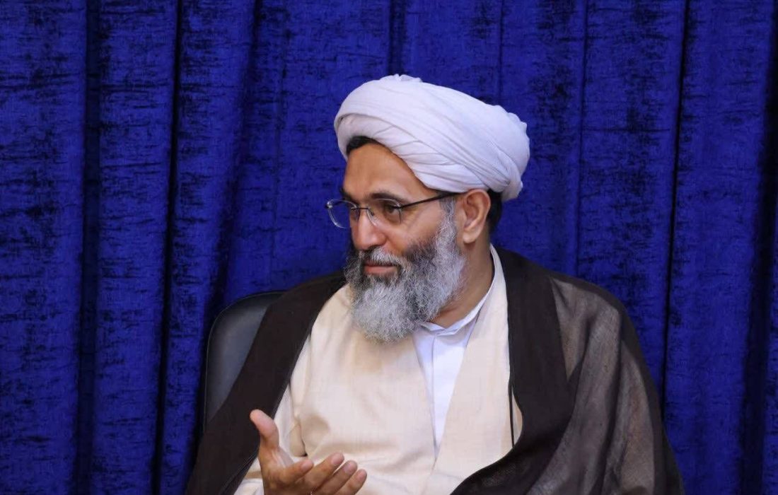 امام جمعه قشم: مسجد باید به پایگاه تربیت و هدایت اجتماعی تبدیل شود