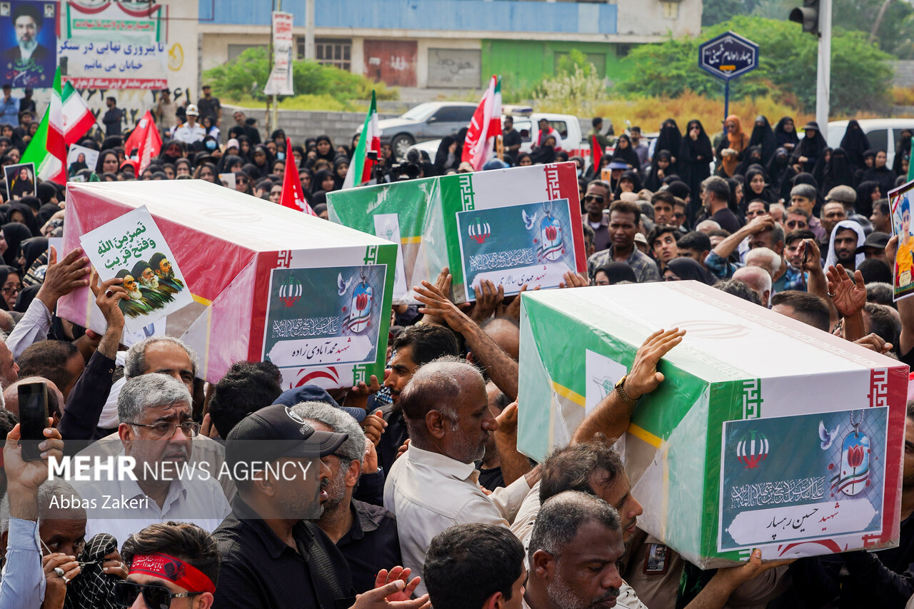 زمان برگزاری مراسم تشییع و خاکسپاری ۳ شهید حمله آمریکا در قشم اعلام شد