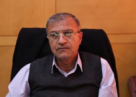 مرادی: موضع‌گیری‌های خلاف انسجام بازی در زمین دشمن است
