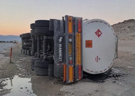 واژگونی تانکر سوخت در بندرلنگه یک مصدوم برجا گذاشت
