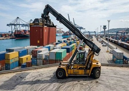 بنادر غرب هرمزگان رتبه نخست عملیات بندری کانتینر یخچالی کشور