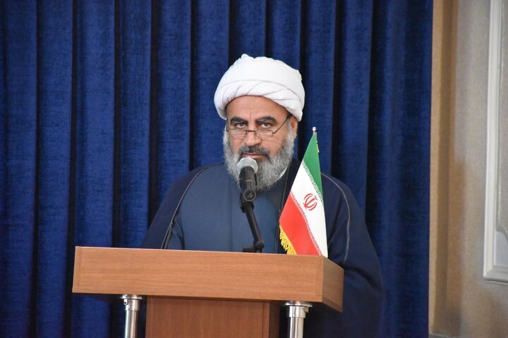 اسماعیل‌نیا: مسئولان نباید در برابر فشارها و تهدیدها عقب‌نشینی کنند
