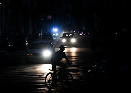 قطعی مجدد برق در برخی مناطق مسکونی جزیره کیش