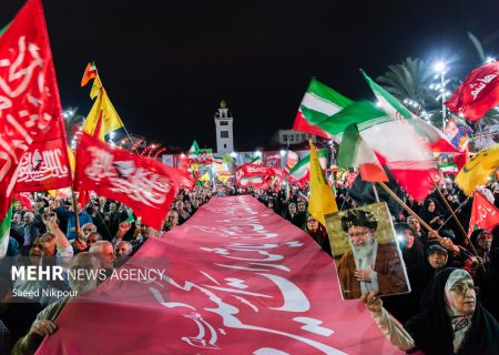 تجلیل از ۲۰ مبلغ و روحانی رودانی در رویداد ملی «پرچمداران خیابان»