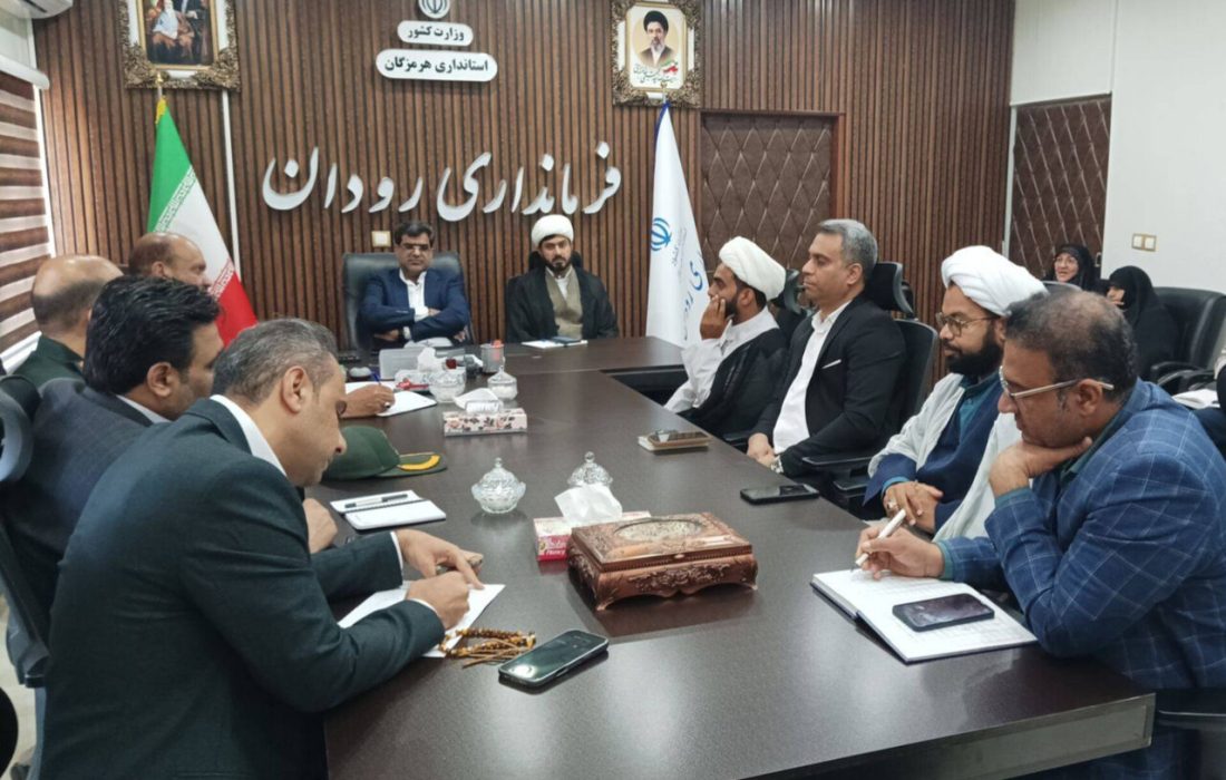 محسنی: فرهنگ اقامه نماز باید از مدارس نهادینه شود