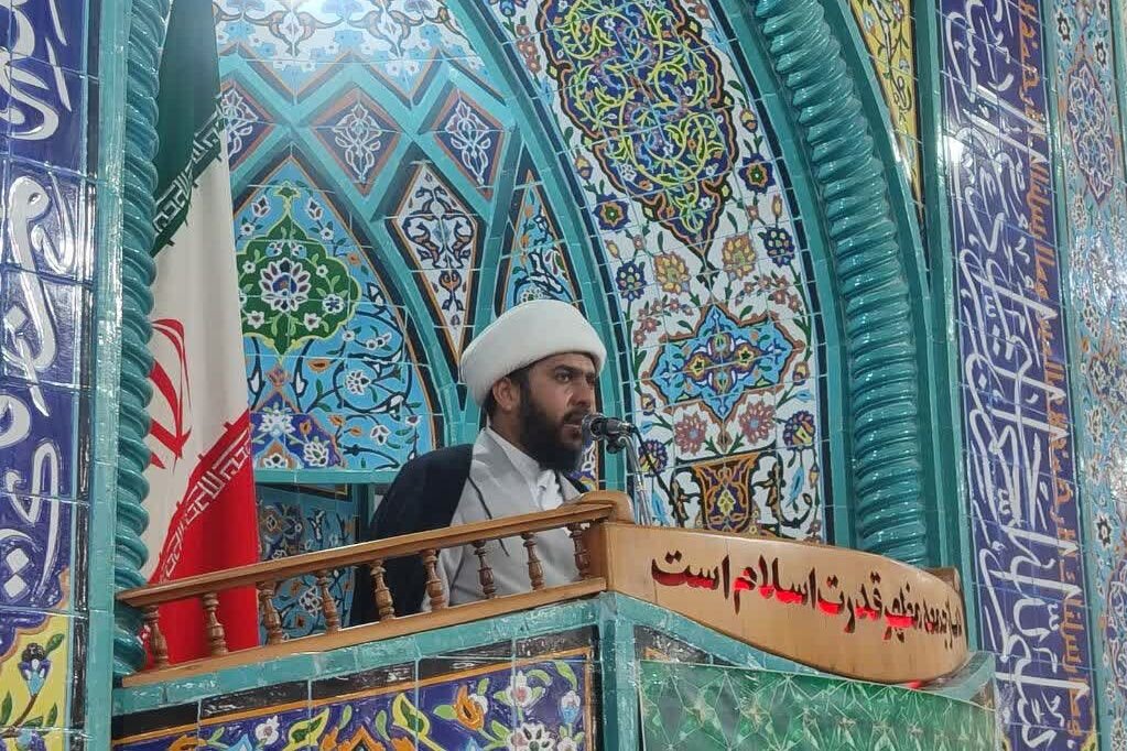 مکتب فاطمی جامع‌ترین الگوی سعادت بشر؛ جنگ روانی دشمن کارساز نخواهدبود
